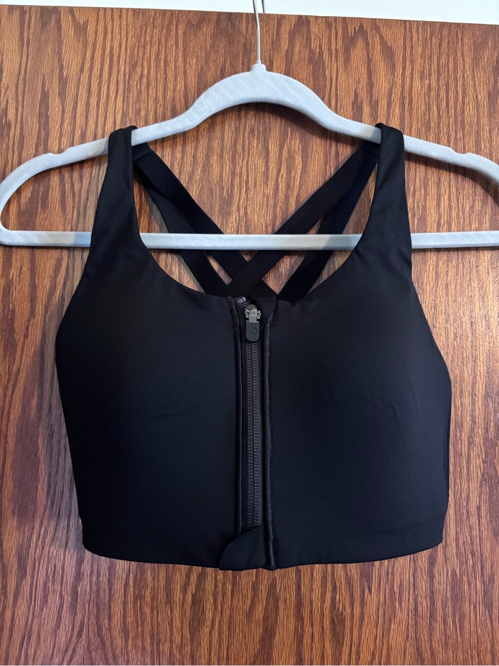 Lululemon Energy High Support Zip-Front Sports Bra Black 32DD / 32E